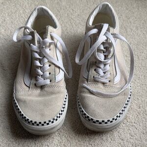 Vans Women's Sneakers in Cream and White